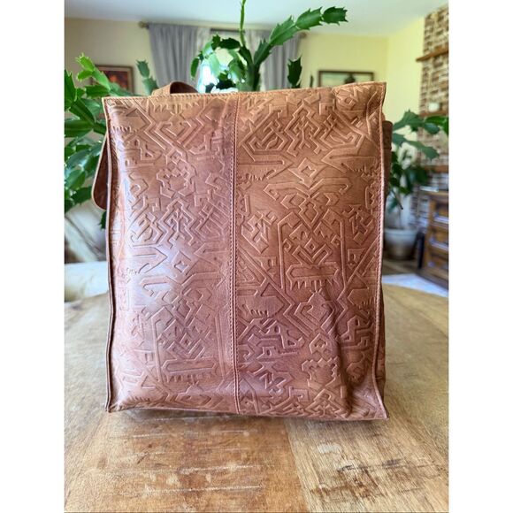 Hand Tooled Genuine Leather Tote Bag Brown Tribal Ethnic Boho Shoulder Purse - Picture 2 of 11